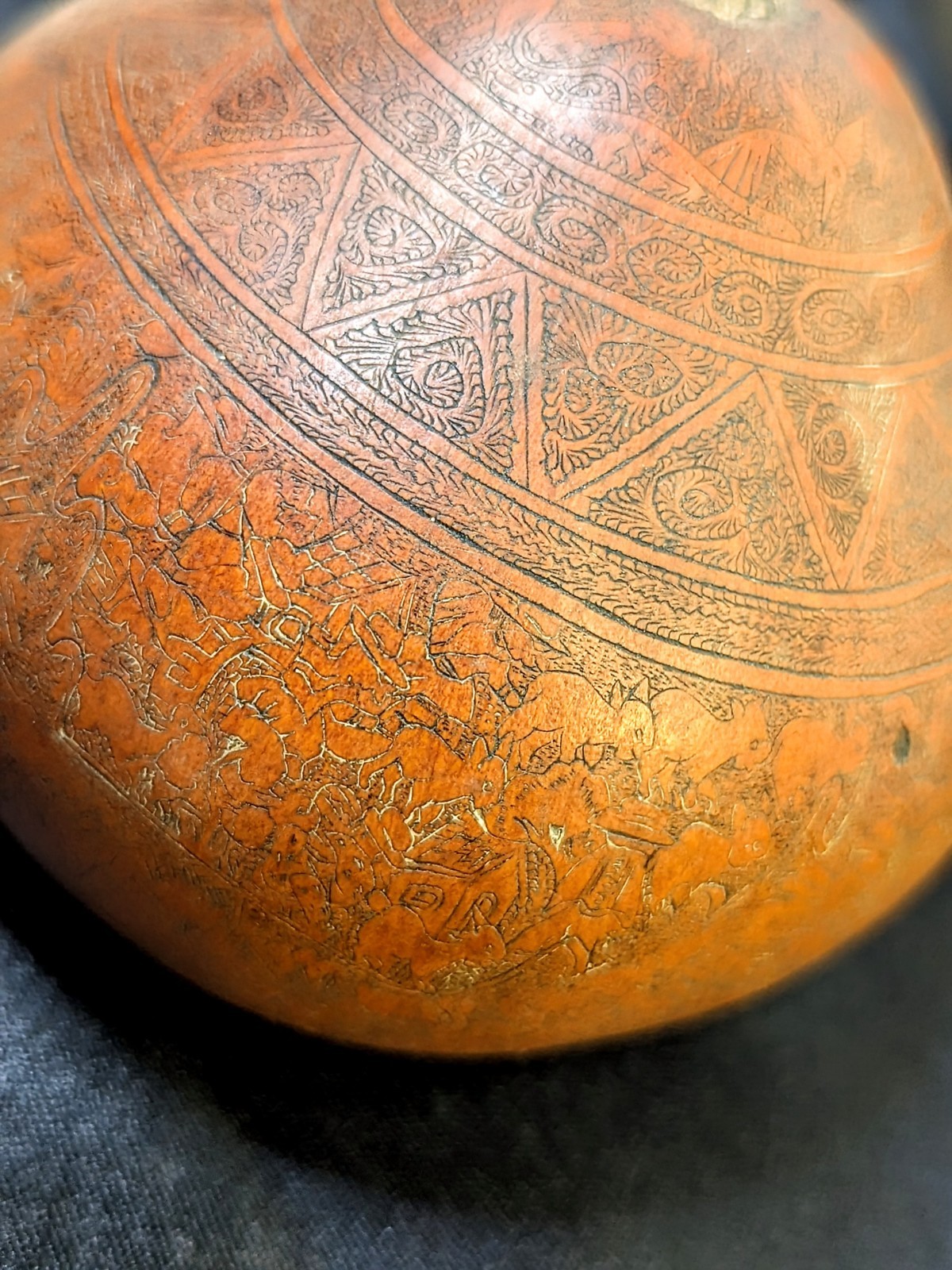 Vintage Peruvian Mate Burilado Hand Carved Gourd Intricate Village Life Art