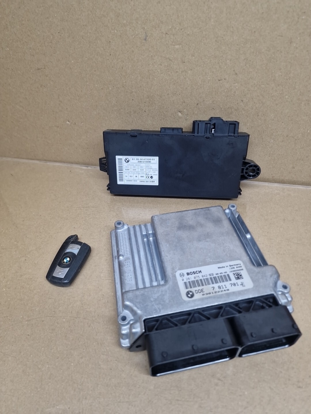 BMW 3 SERIES E87 E88 E90 E91 320D Diesel N47  ECU FULL SET KIT 7811701   manual
