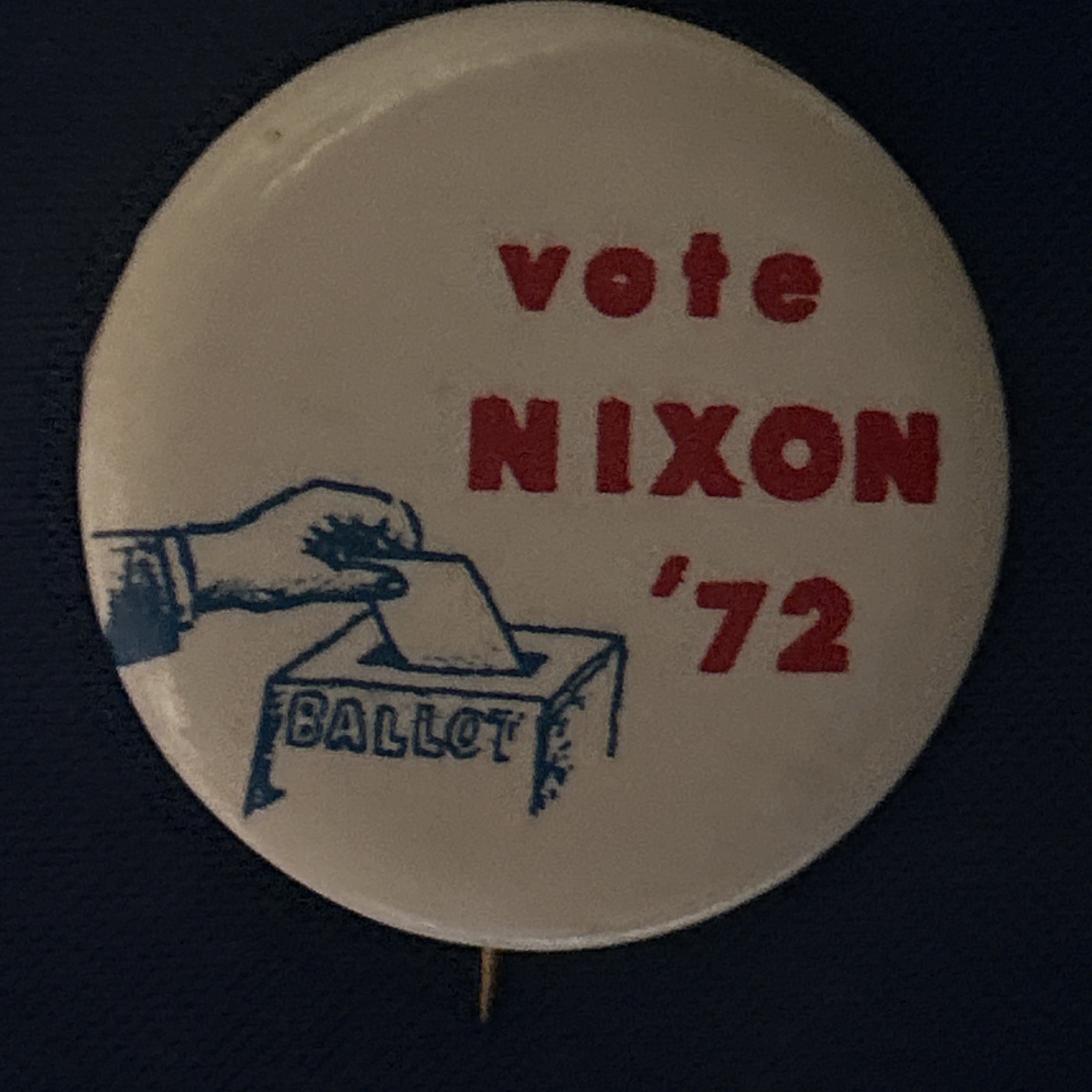 Vote NIXON ‘72 ballot box   1 1/4”!pinback button pin