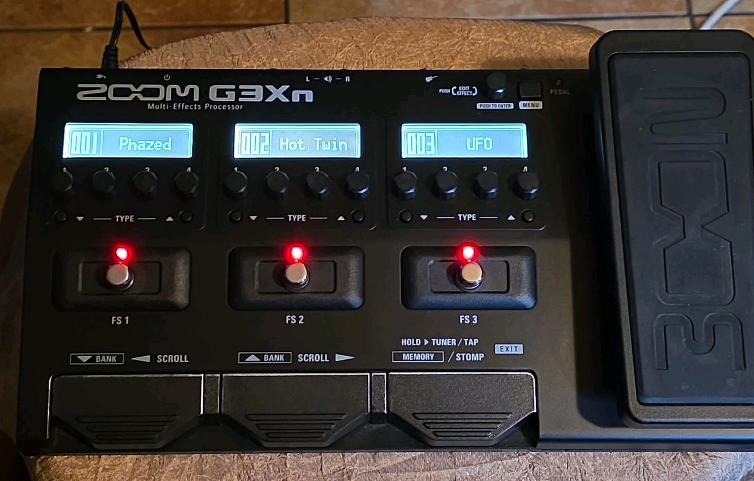 Zoom G3Xn Multi Effects Guitar Processor Guitar Pedal