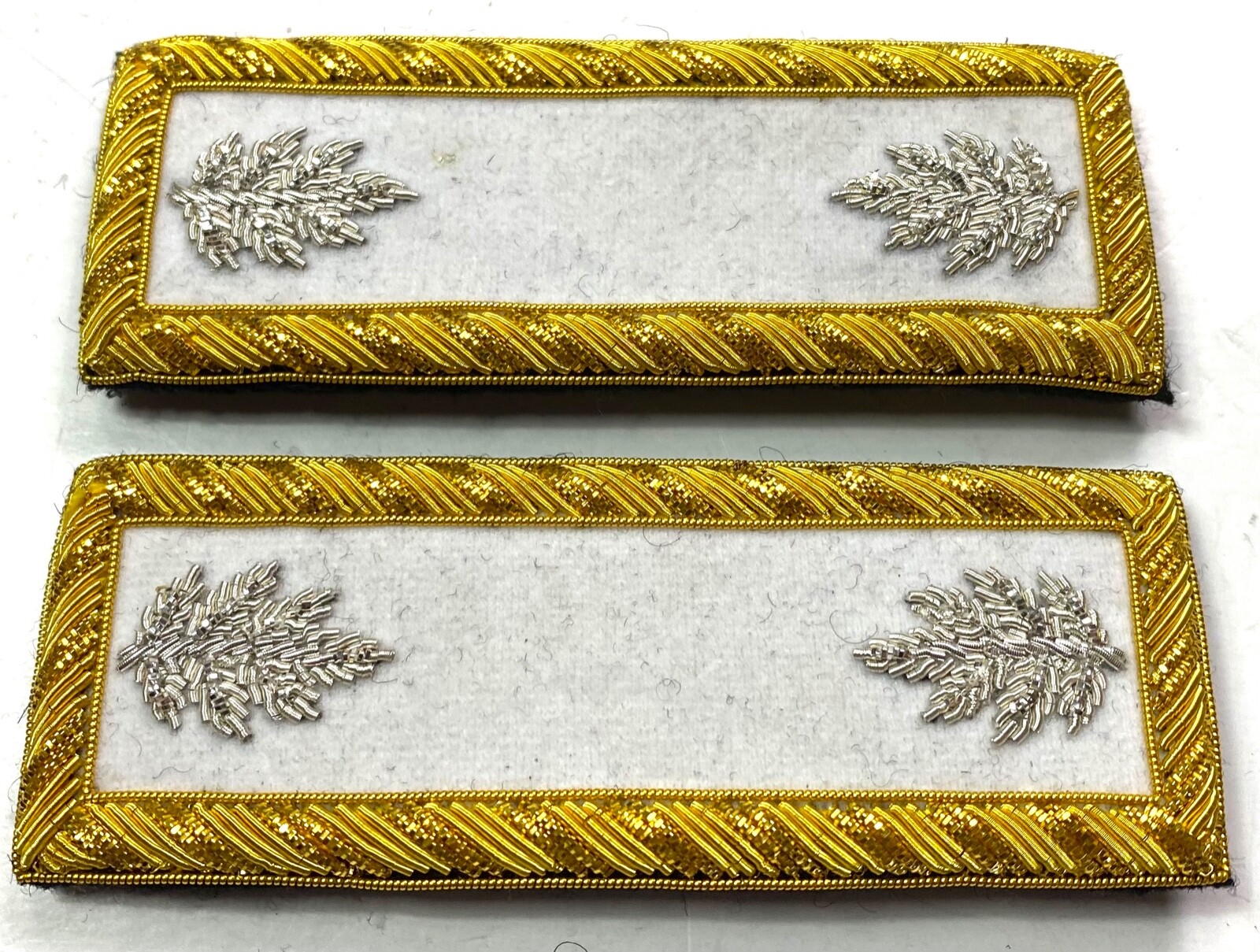 INDIAN WARS US ARMY M1885 INFANTRY LT. COLONEL TUNIC SHOULDER BOARDS W/CILPS