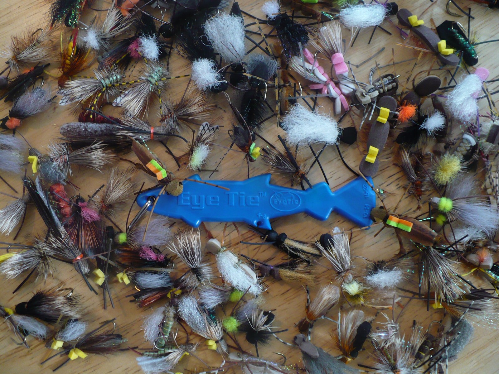 Orvis Eye Tie Fly Threader