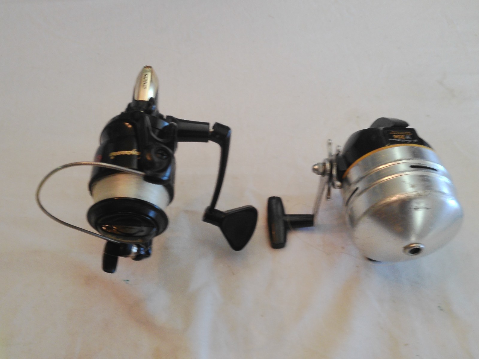 2 Vintage Fishing Reels, Zebco 236 Ted Williams Signed, Shakespeare #35 Supreme