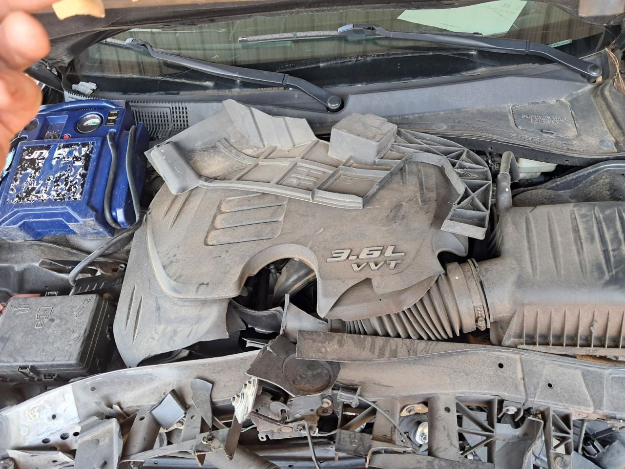 300 2014 Glove Box 4736785