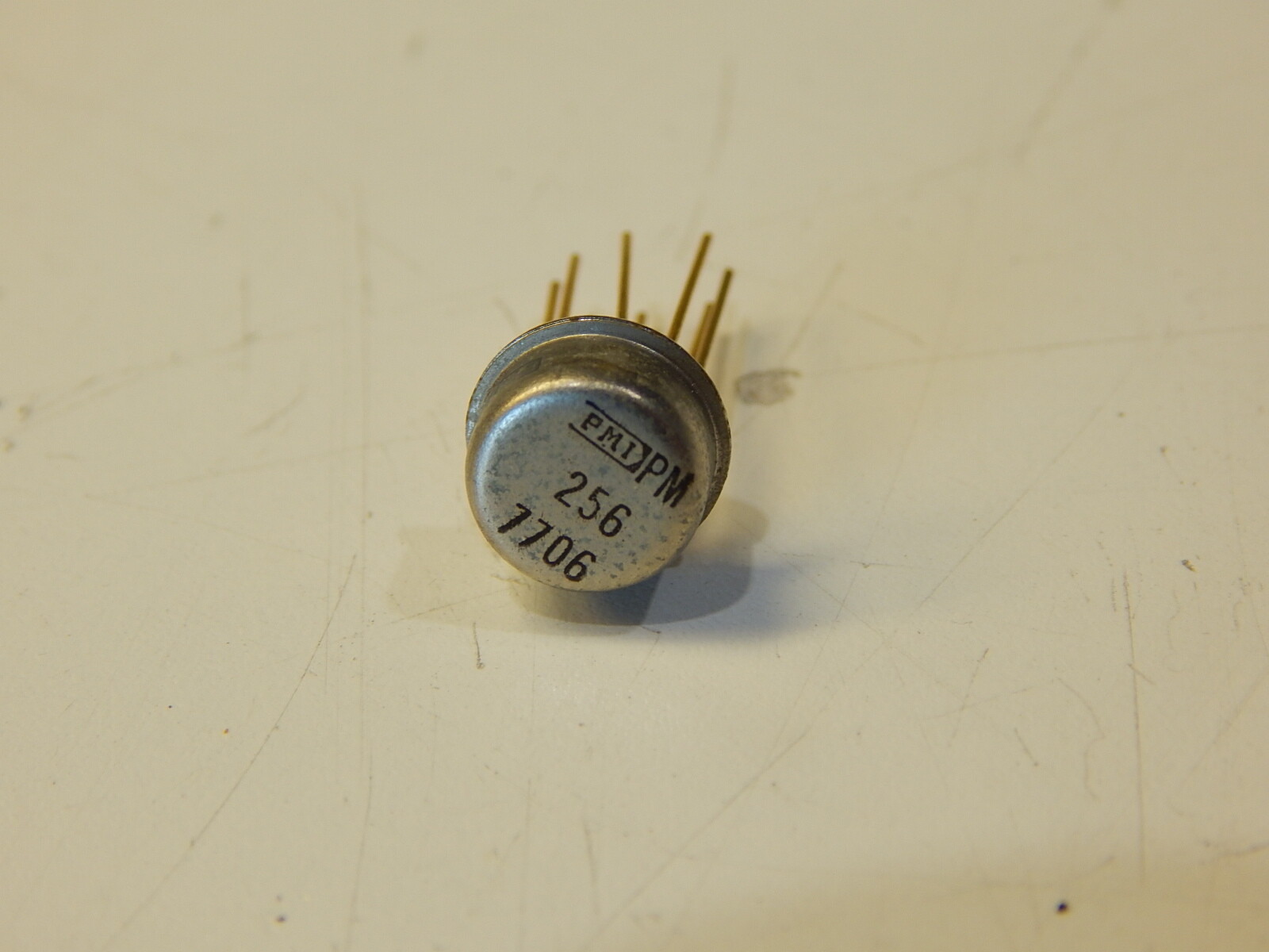 VINTAGE PMI PM256 METAL CAN IC - USA SELLER - FAST SHIPPING