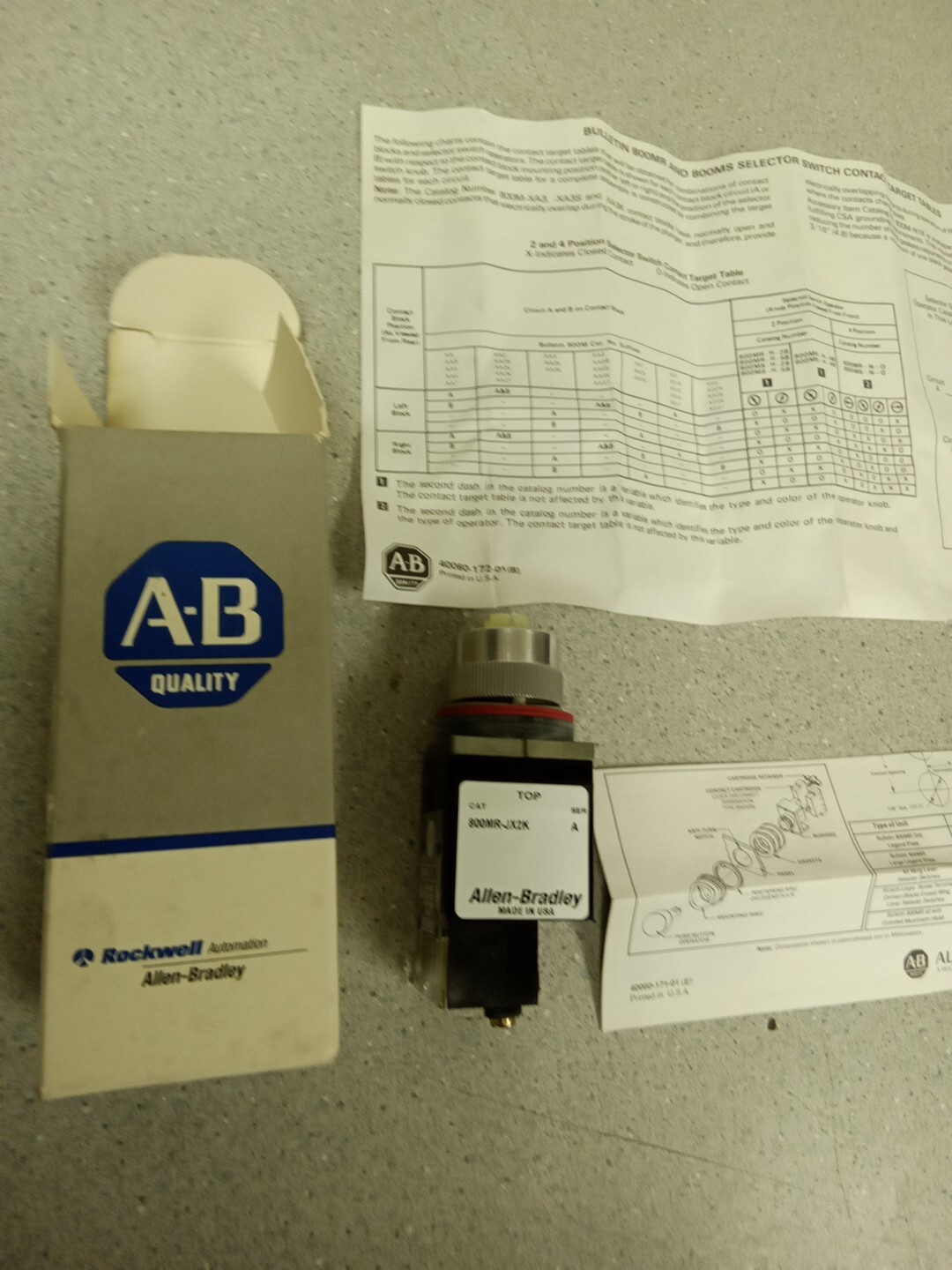 Allen-Bradley 800MR-JX2KLA Small Round 3 Position Selector Maintained Switch...