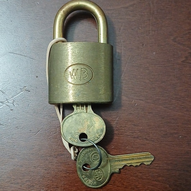 Wilson Bohannan WB Brass Keyed Different Padlock 5/16in Brass Shackle USA