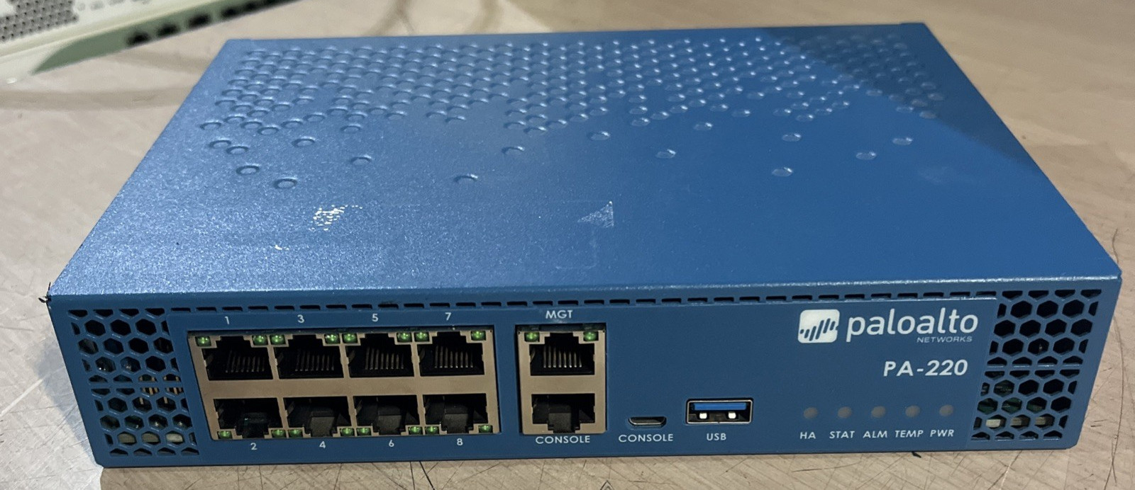 PALO ALTO NETWORKS PA-220 NETWORKS SECURITY APPLIANCE