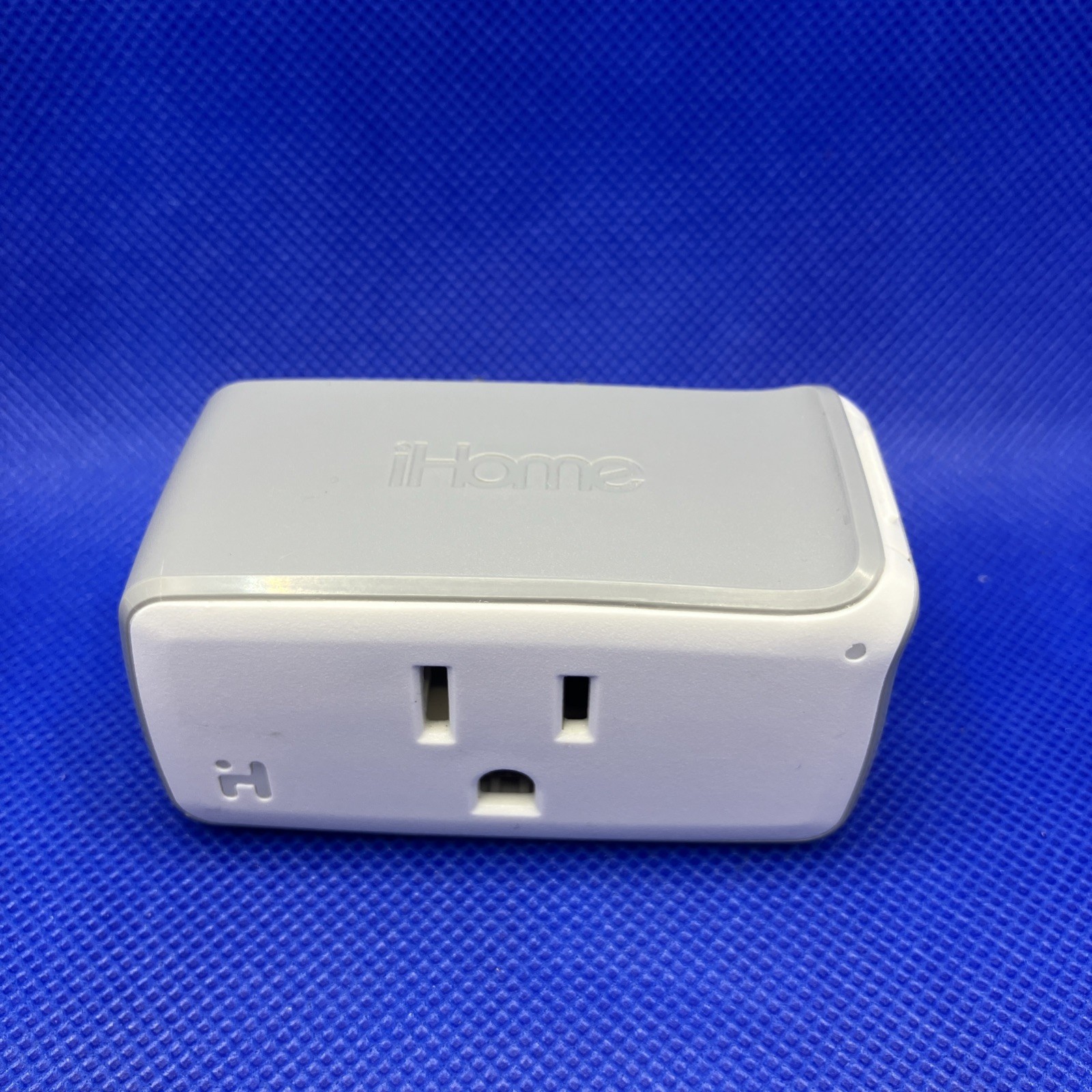 iHome Control iSP5 Smart Plug Wireless WiFi *Make Appliance Smart*
