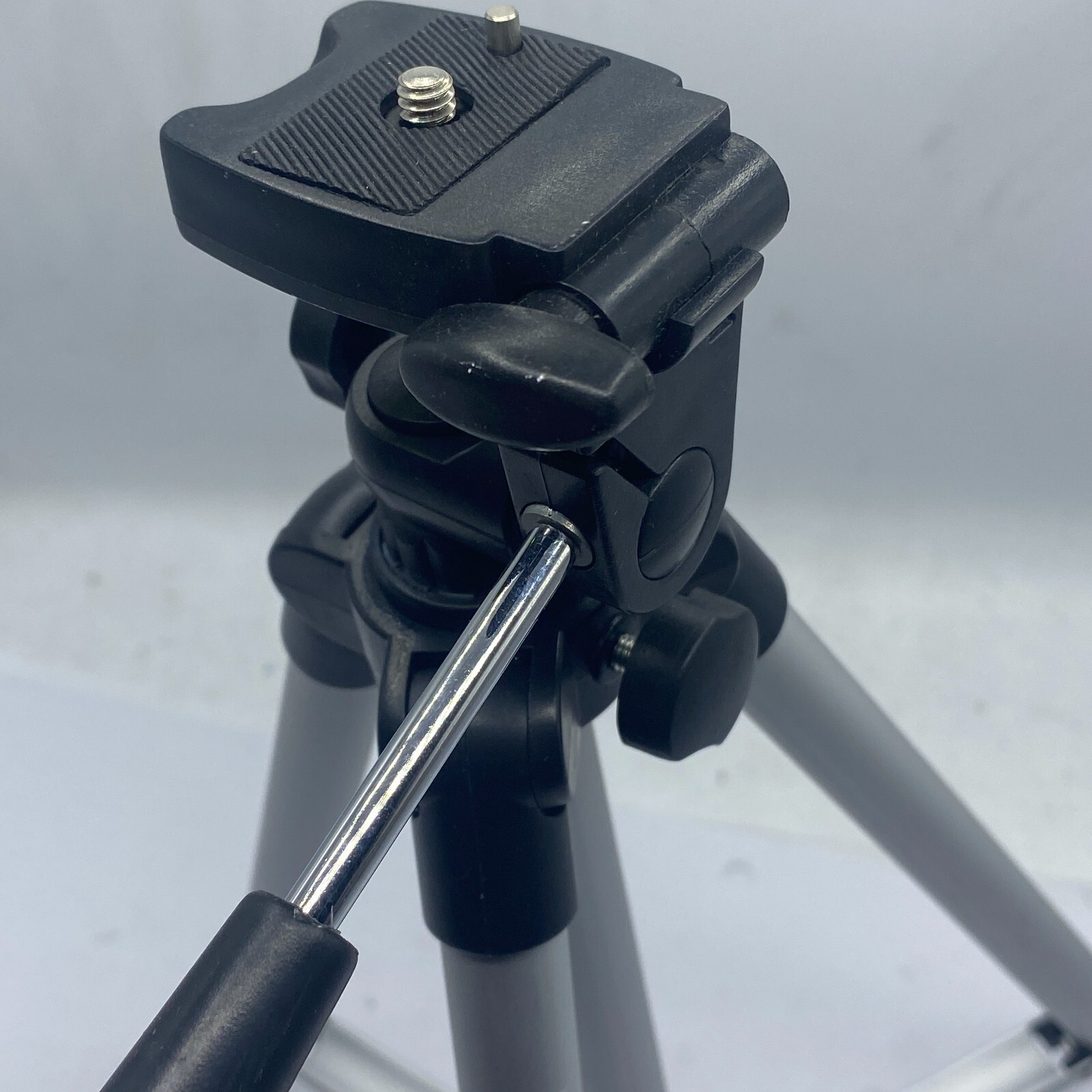 PRO TRIPOD Adjustable Holder 15mm to 37mm Black Part 🔔