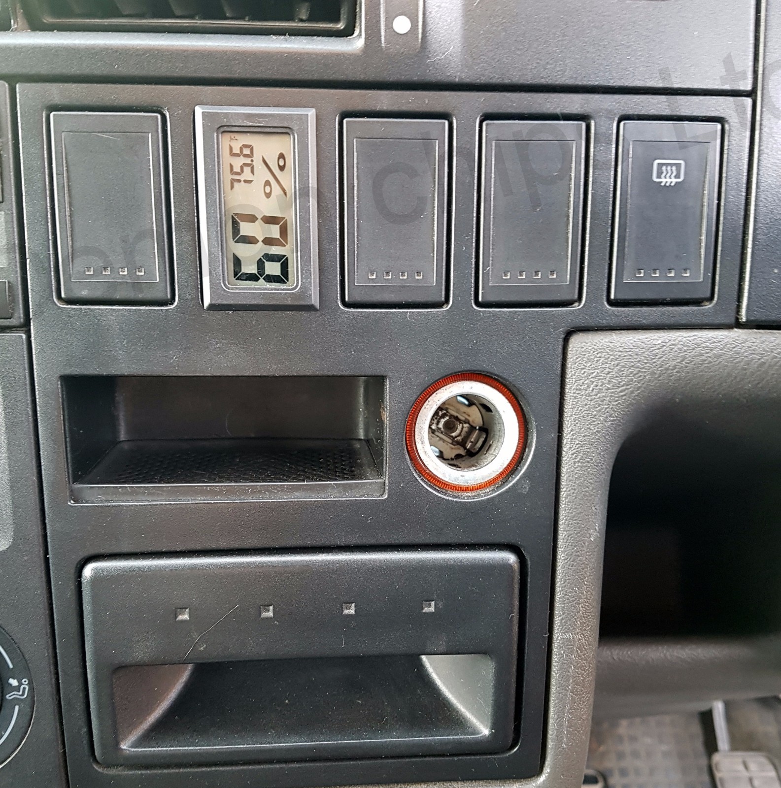 VW T4 EUROVAN Dash Blank Digital LCD Thermometer Temperature Gauge Fahrenheit