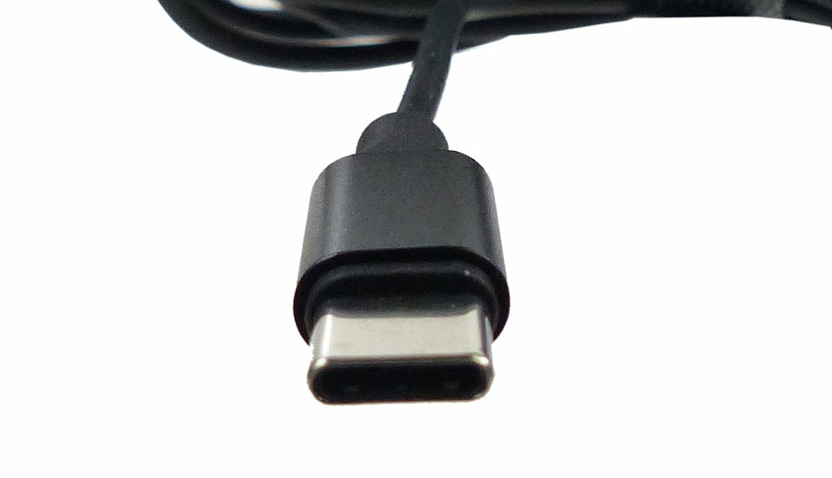 Comica corded Lavalier Microphone USB-C connector for smartphone audio video