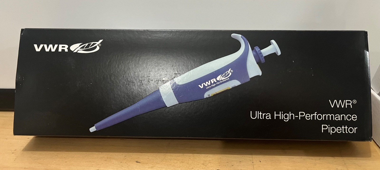 VWR VE1000 Ultra High-Performance Single-Channel Pipettor 100–1000 µL Orig.  box