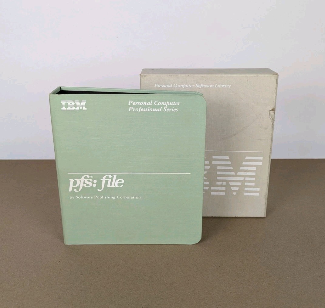 Vintage PFS: File IBM Software Publishing Co 1982 Binder Book in Box