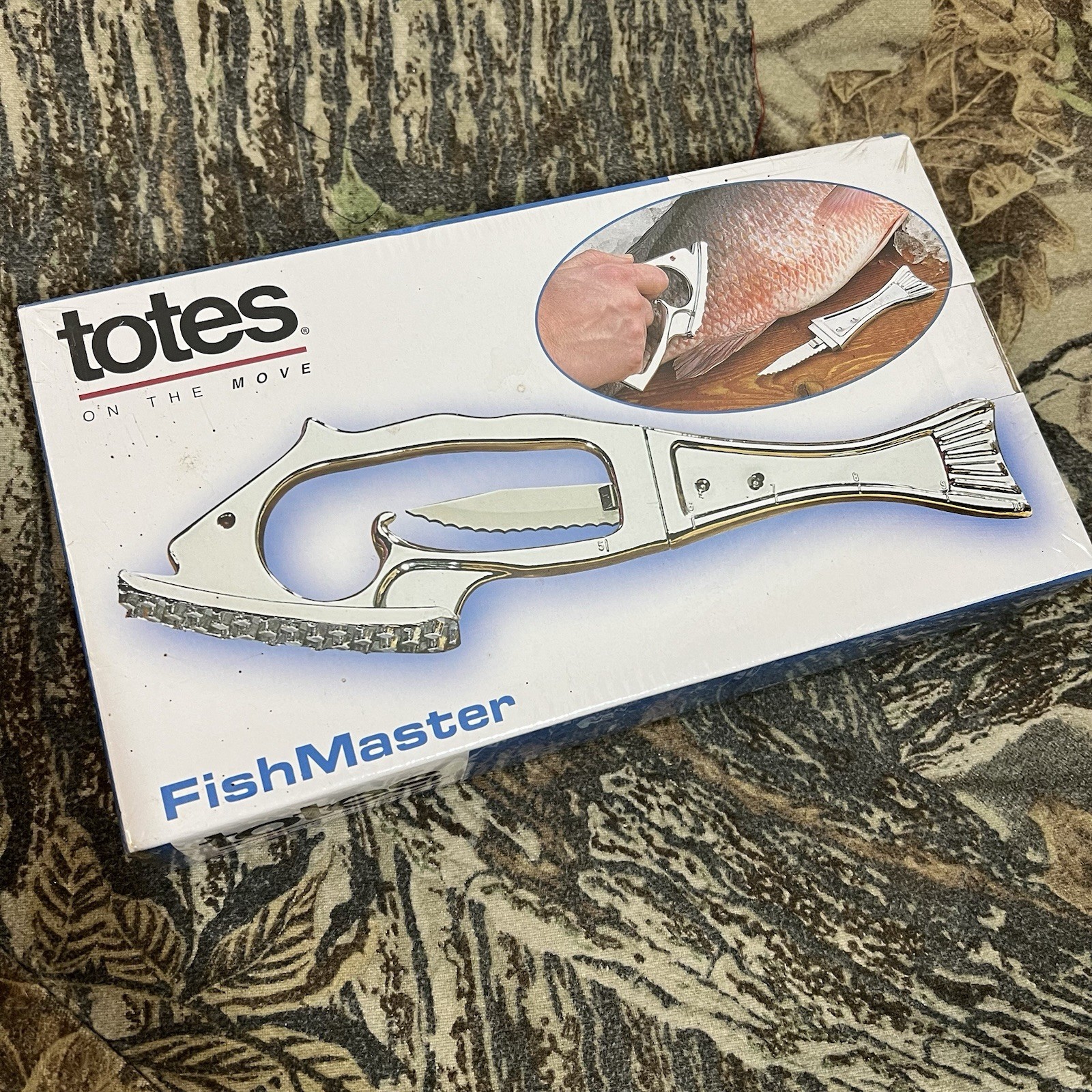 Totes Fish Master Stainless Steel Knife Blade Fish Scaling Tool Chrome SEALED