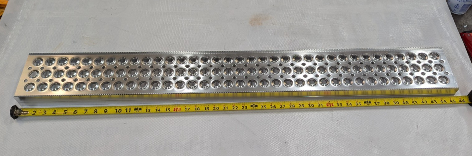 3752473C1 International Polished Alum Fuel Tank Step 45.25 x 5.50 Cut to Length