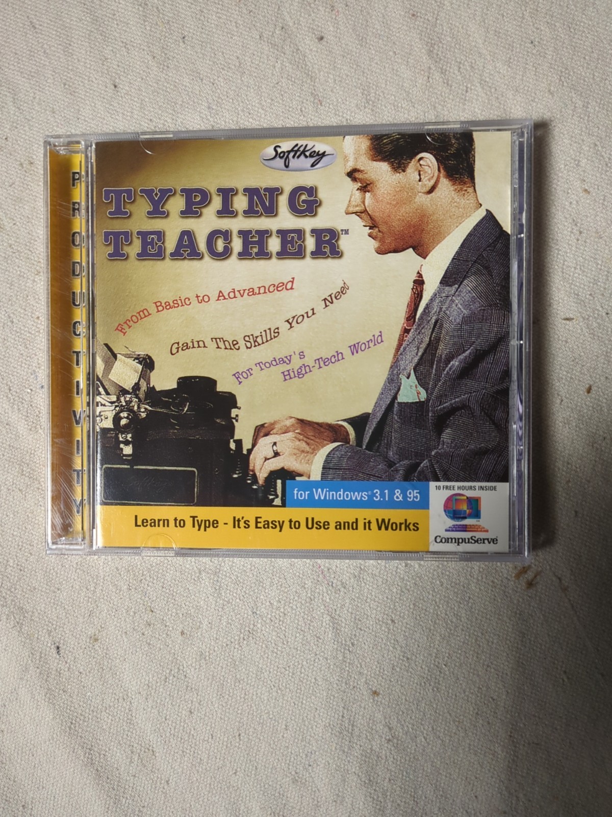 Vintage PC CD-ROM Typing Teacher. ( 1996, Softkey).