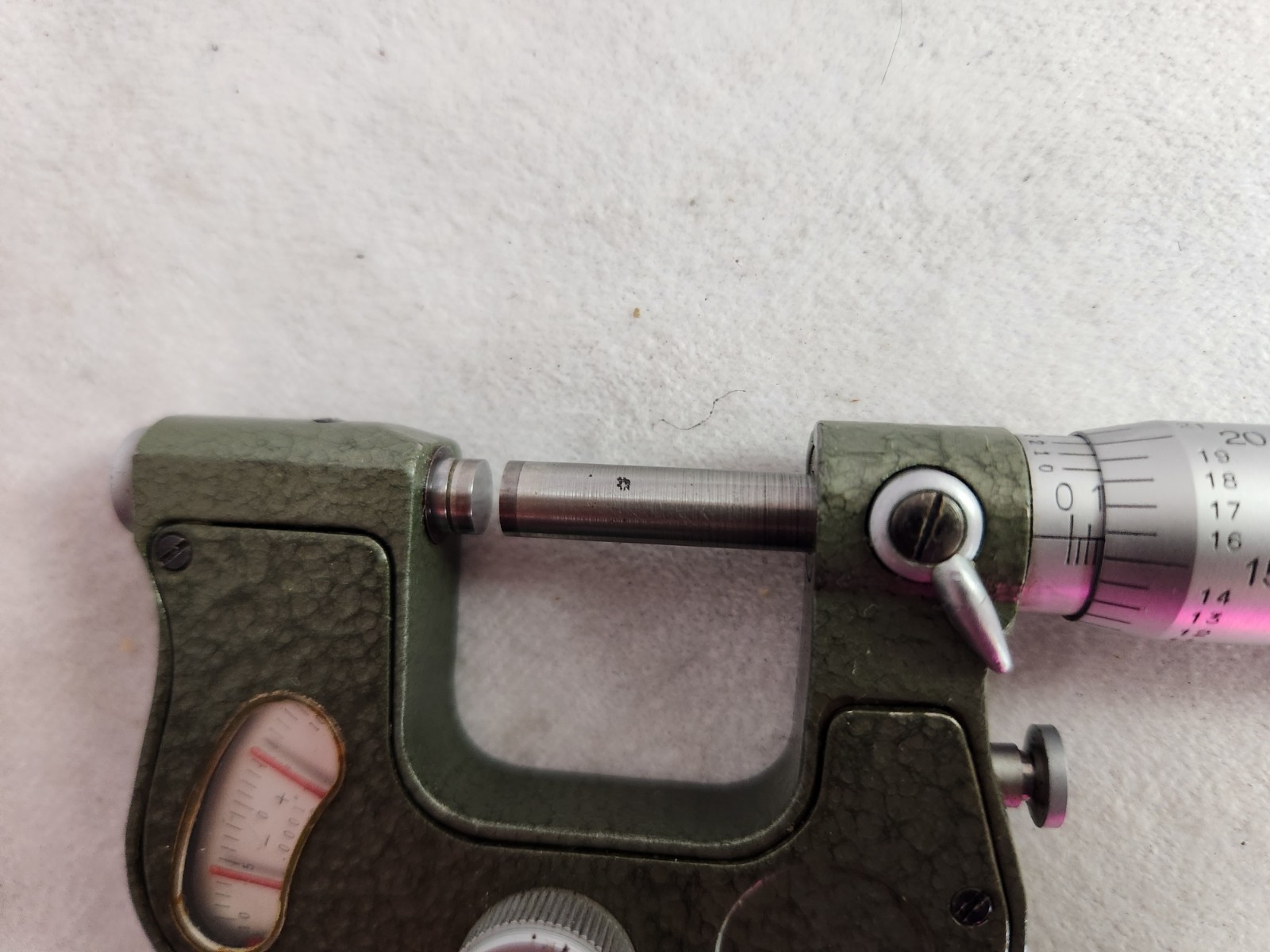 Mitutoyo Indicating Micrometer 0-1” 510-202 .0001" Resolution