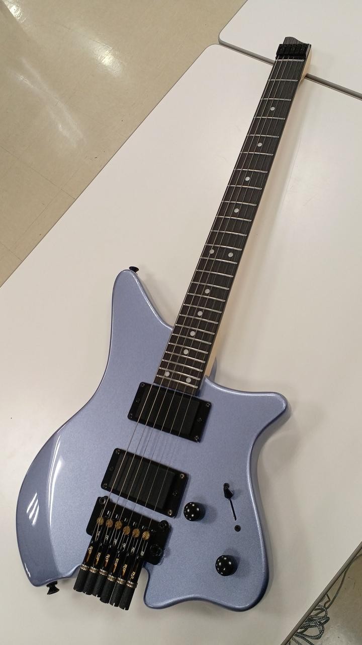 LAID BACK LEG-HL Electric Guitar