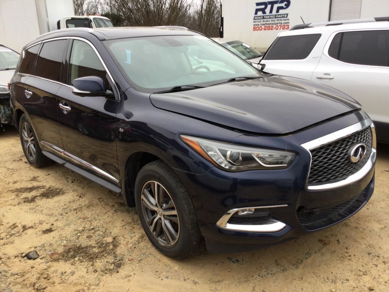 QX60 2017 Glove Box 4937677