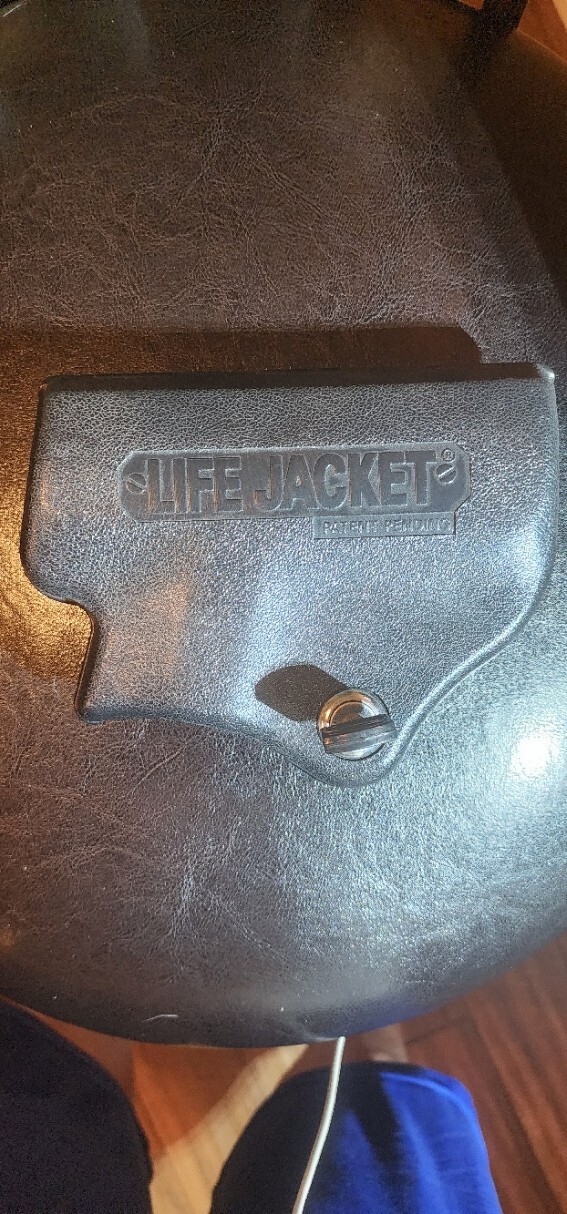 Life Jacket Locking Firearms Gun Safety Pistol Storage Case Solid Plastic LJ1