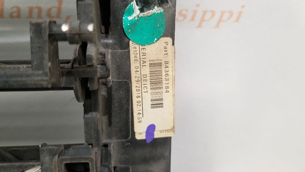18 CHEVY SILVERADO 1500 LT 5.3L AIR SHUTTER