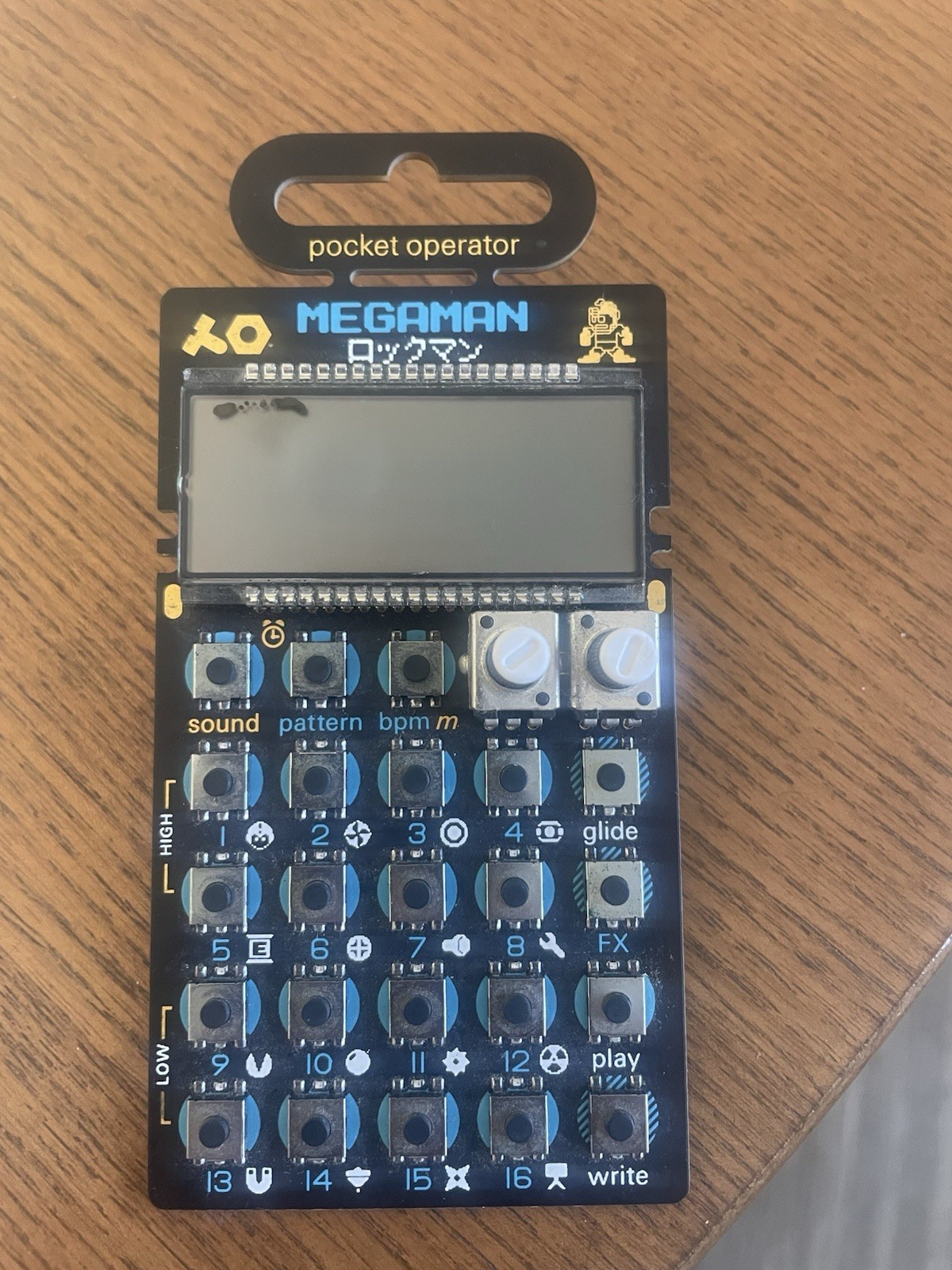 Teenage Engineering PO-128 megaman