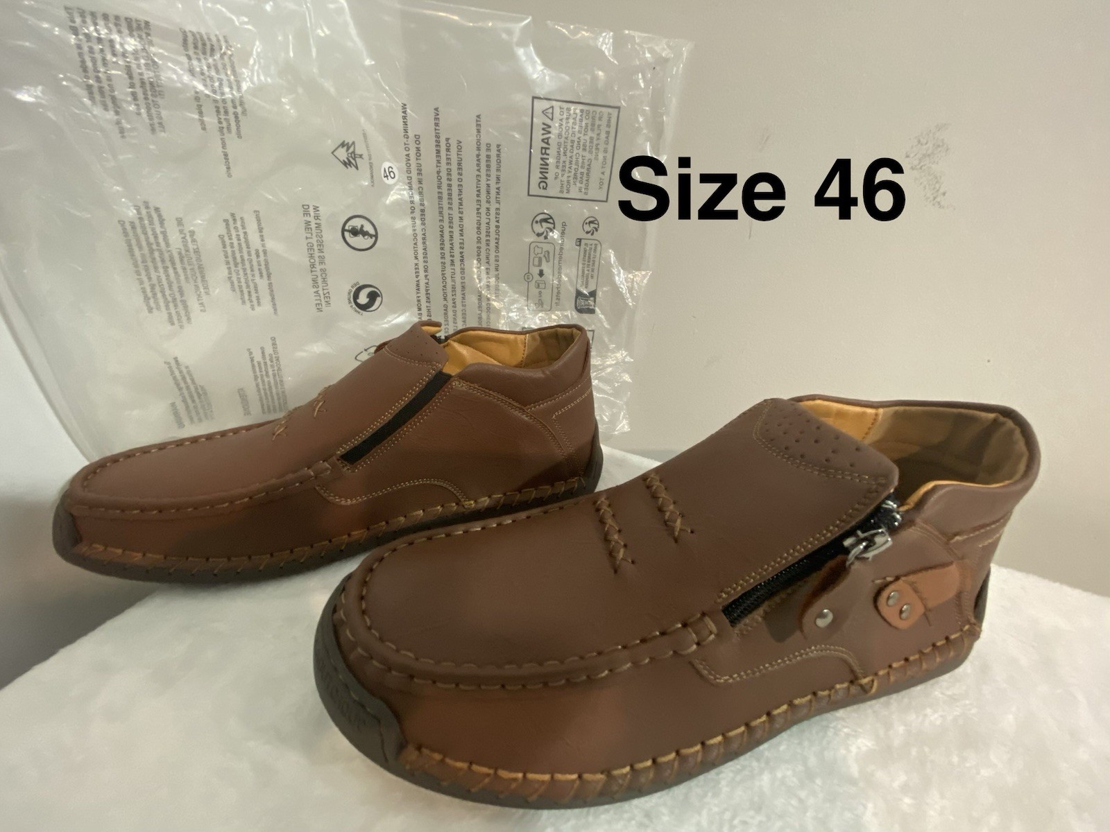Men's 100% Caoutchouc loafers casual Leather Shoes (Size 43) Brown Or Black NWOT