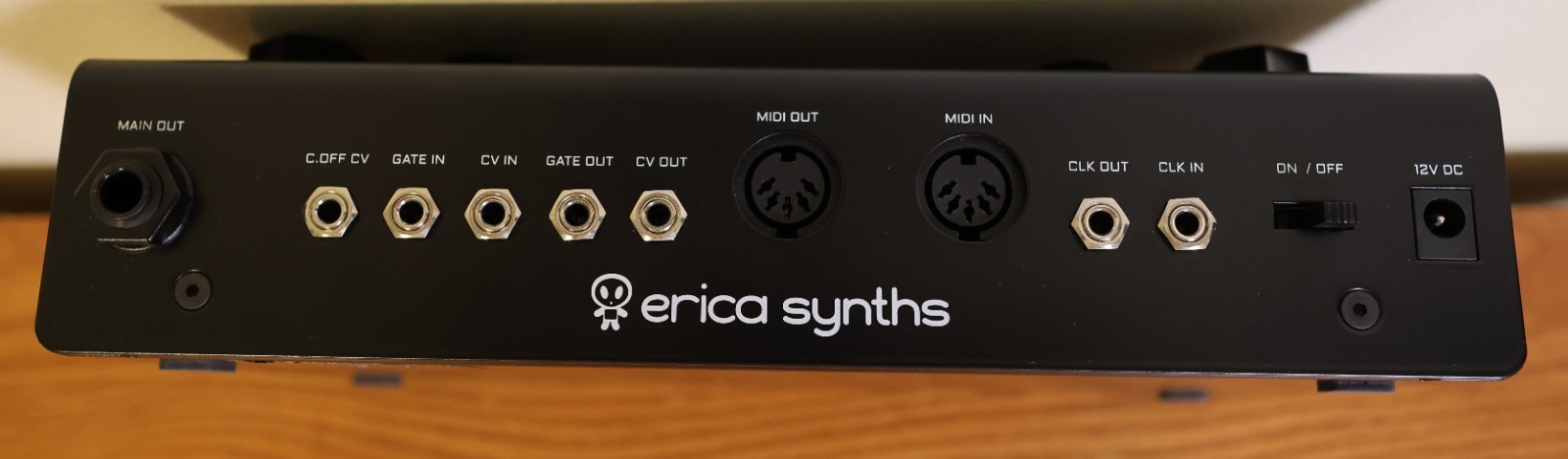 Erica Synths Bassline DB-01 Desktop Synthesizer MINT