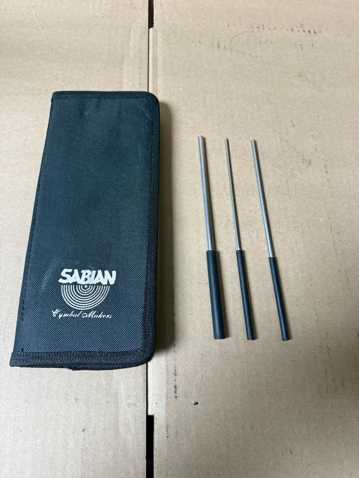 Unbranded Triangle w/ Sabian Beaters – Used – Zipper Pull Broken