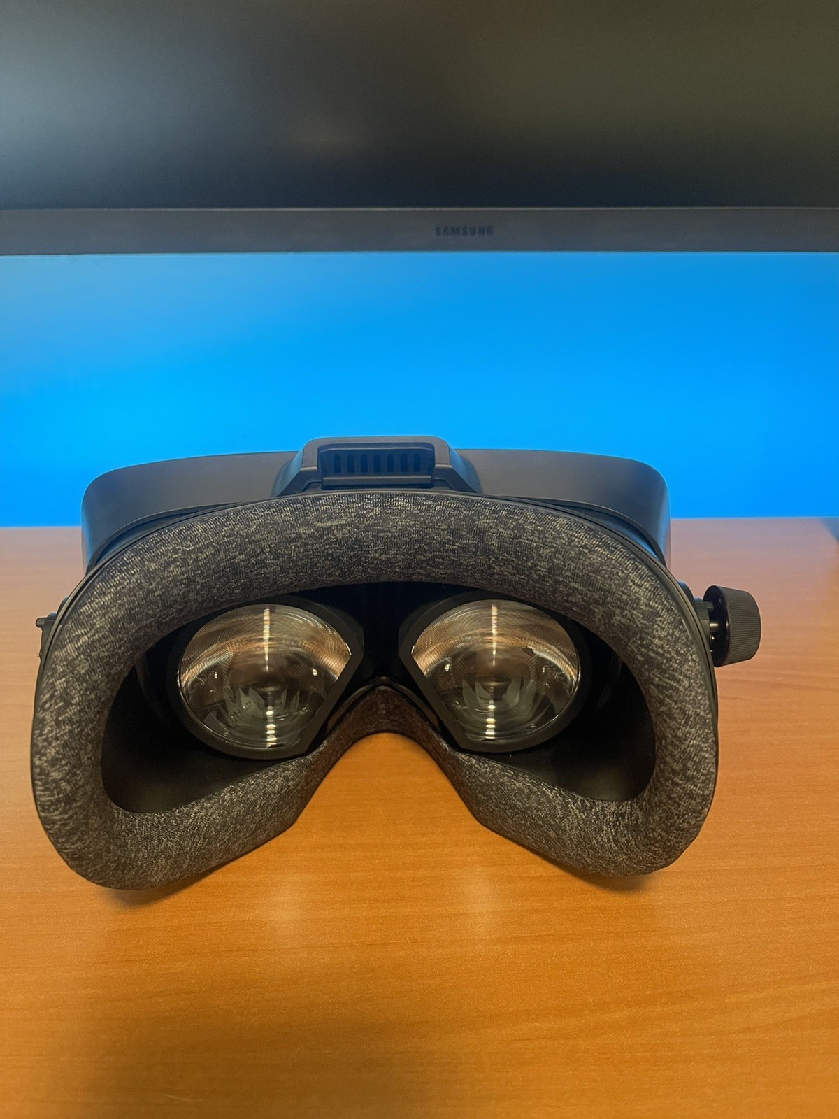 VALVE INDEX VR Headset Only w/Visor + OEM Facial Interface *Clean & Tested*