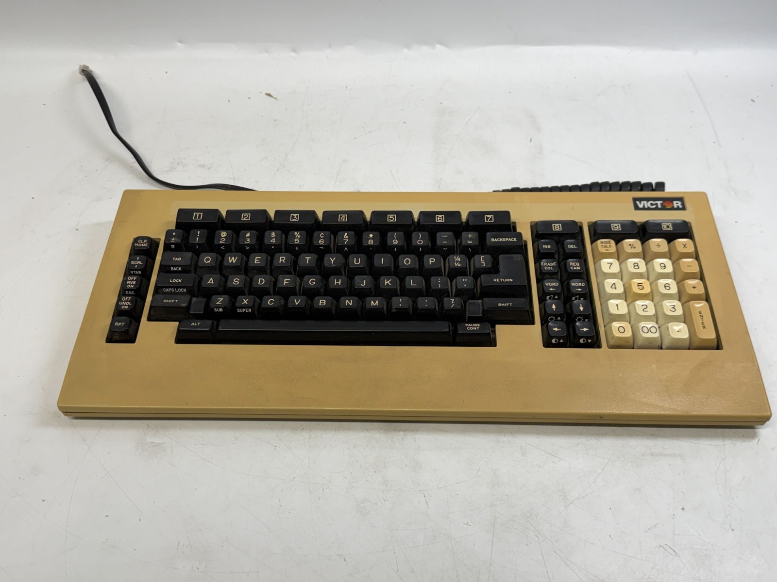 Vintage Victor Terminal Keyboard Model 721 KB UNTESTED