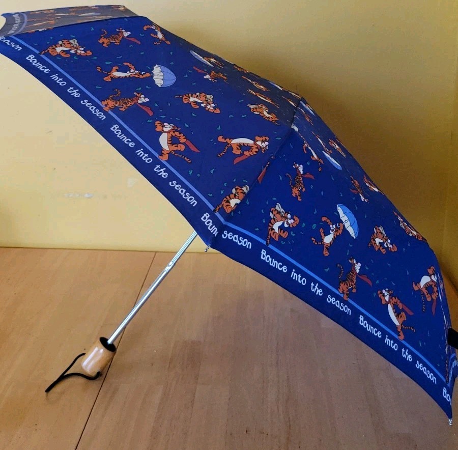 Disney Store Tigger Compact Folding Umbrella Blue, Manual All-Over Print