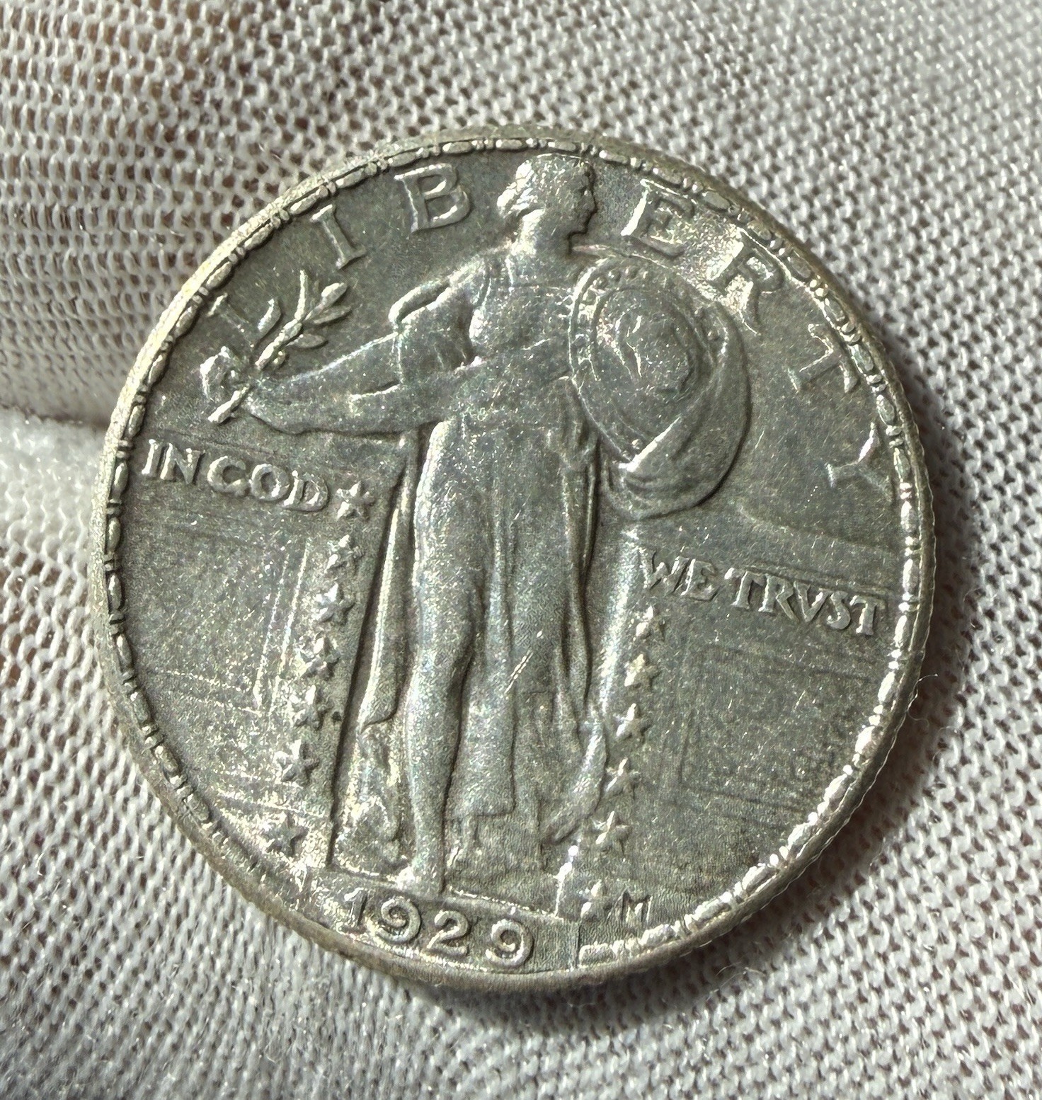 1929 STANDING LIBERTY SILVER QUARTER HIGH GRADE