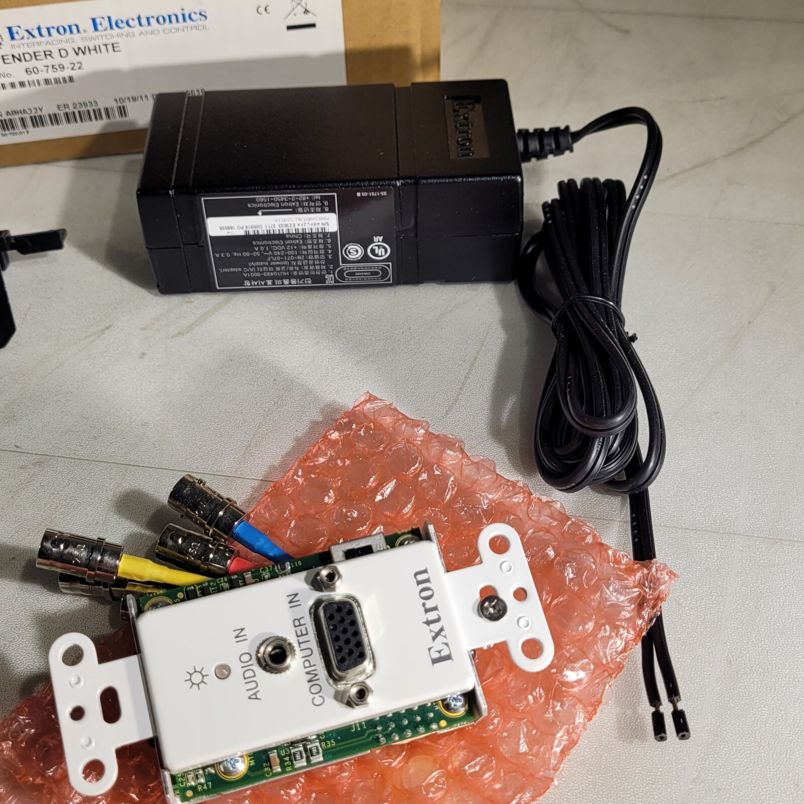 Extron 60-759-22 Extender D Audio & VGA Inputs White