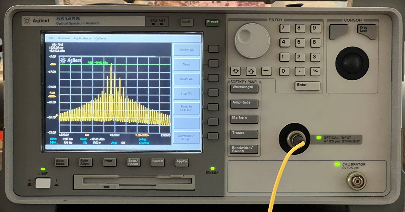 Agilent 86145B -006 US40150415 High Performance Optical Spectrum Analyzer