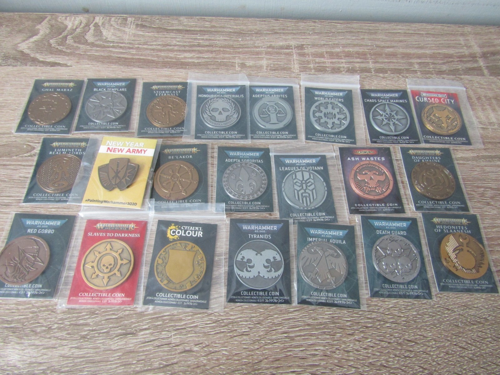 WARHAMMER / 40K COLLECTIBLE COINS - MANY COINS TO CHOOSE FROM