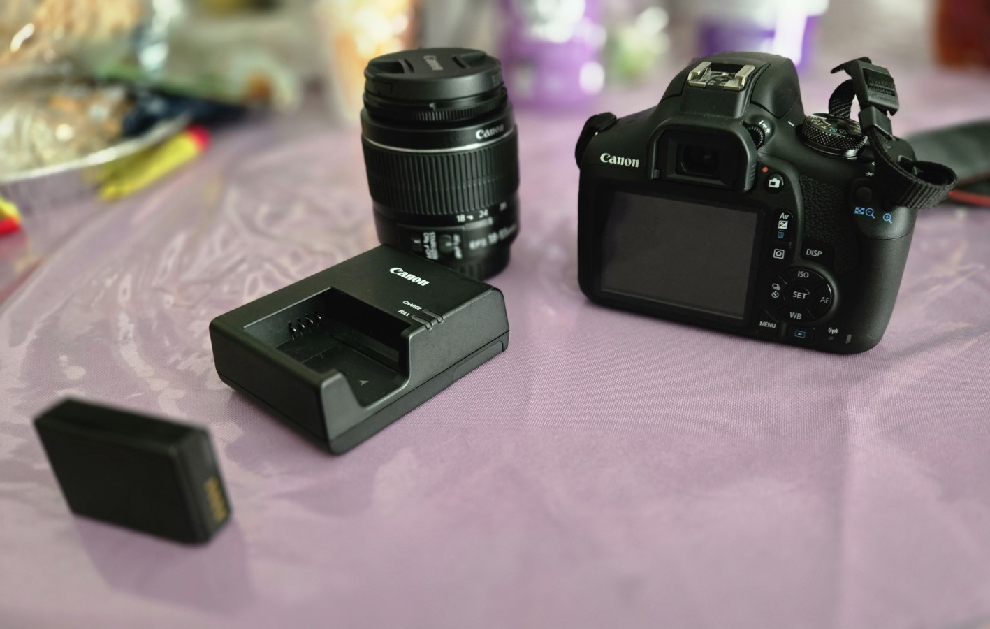 Canon EOS Rebel T7 Black DSLR Camera Bundle w/ Lens Battery & Charger