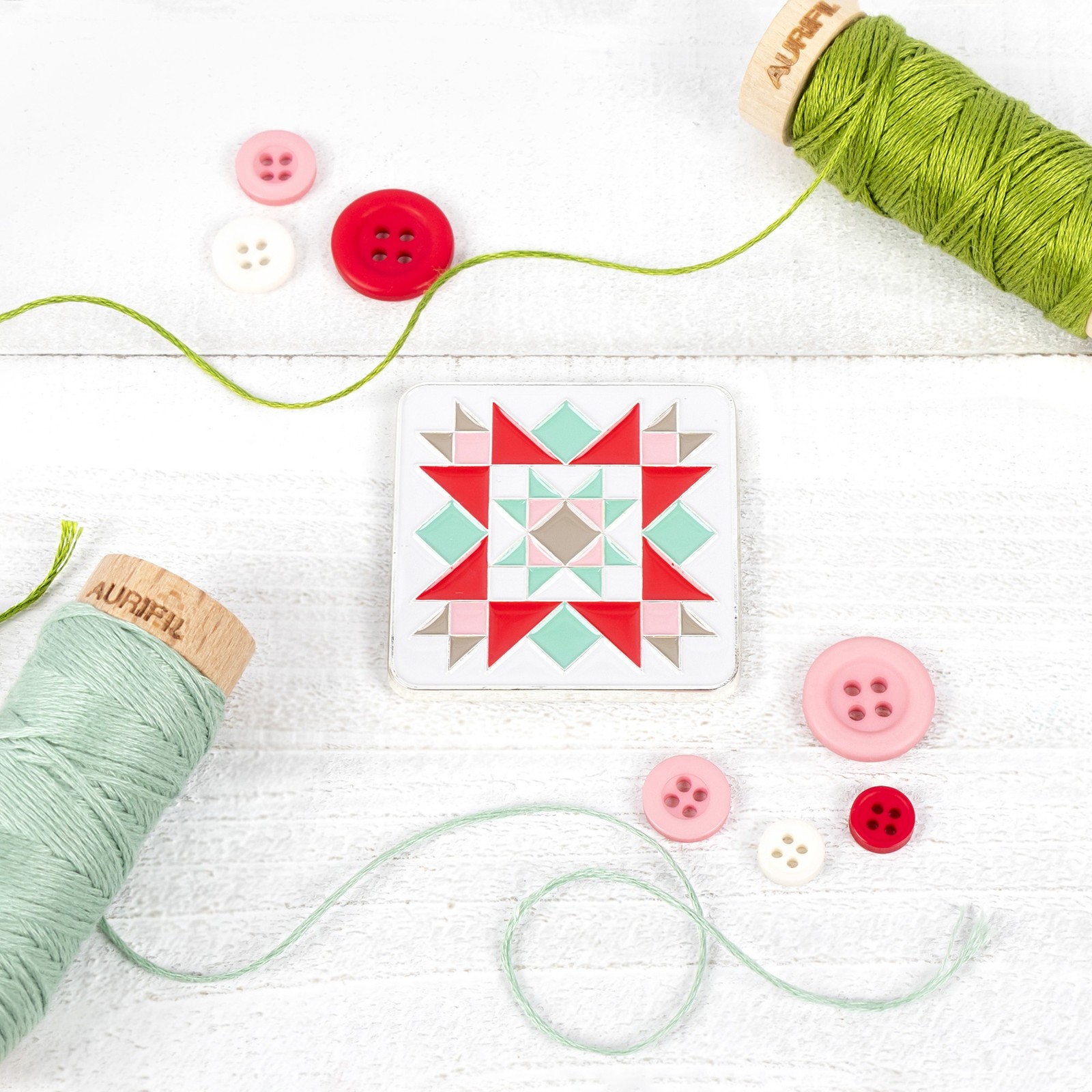 It's Sew Emma Needle Minder Prim Star From Lori Holt
