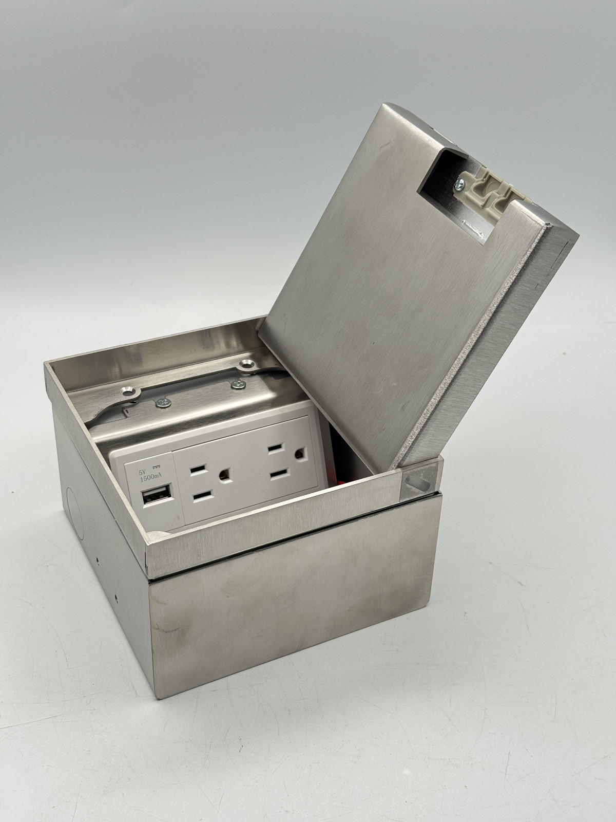 Flat Hidden Socket Kit W/ Recessed Duplex 15A 5V 1.5A USB Charging Ports, Silver