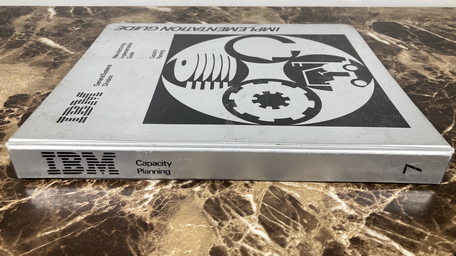 Vintage IBM General Systems Division 3-RING BINDER Capacity Planning Computer