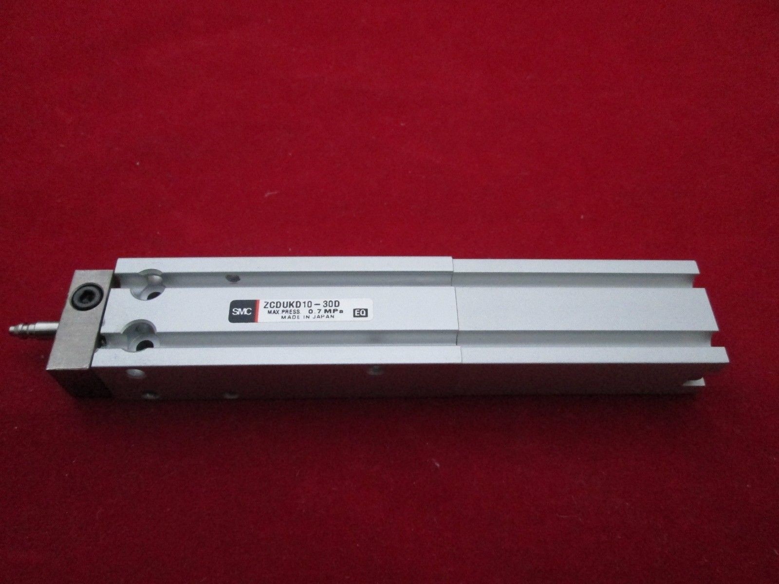 SMC ZCDUKD10-30D Compact Cylinder