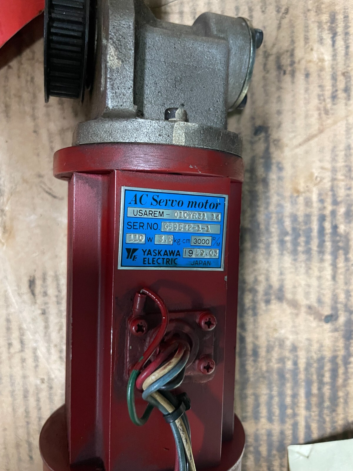 USAREM-01CYR31 14, AC Servo motor