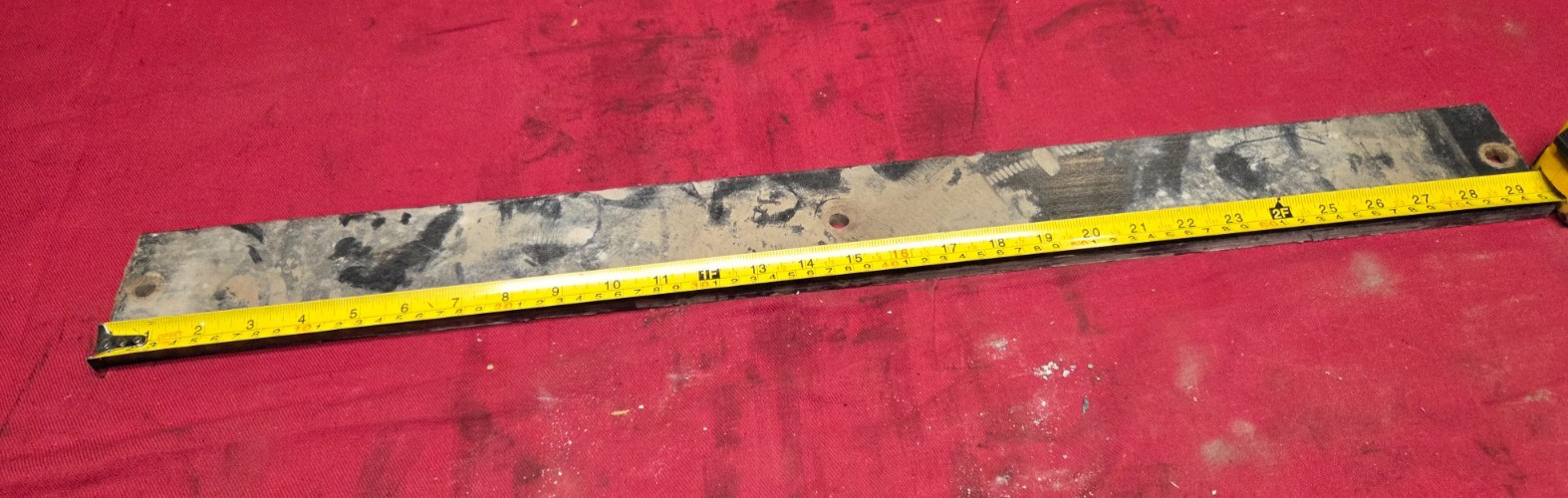 29.5"  PACCAR BATTERY HOLD DOWN, BRACKET, PLATE, COVER , Retainer , SEE PICTURES