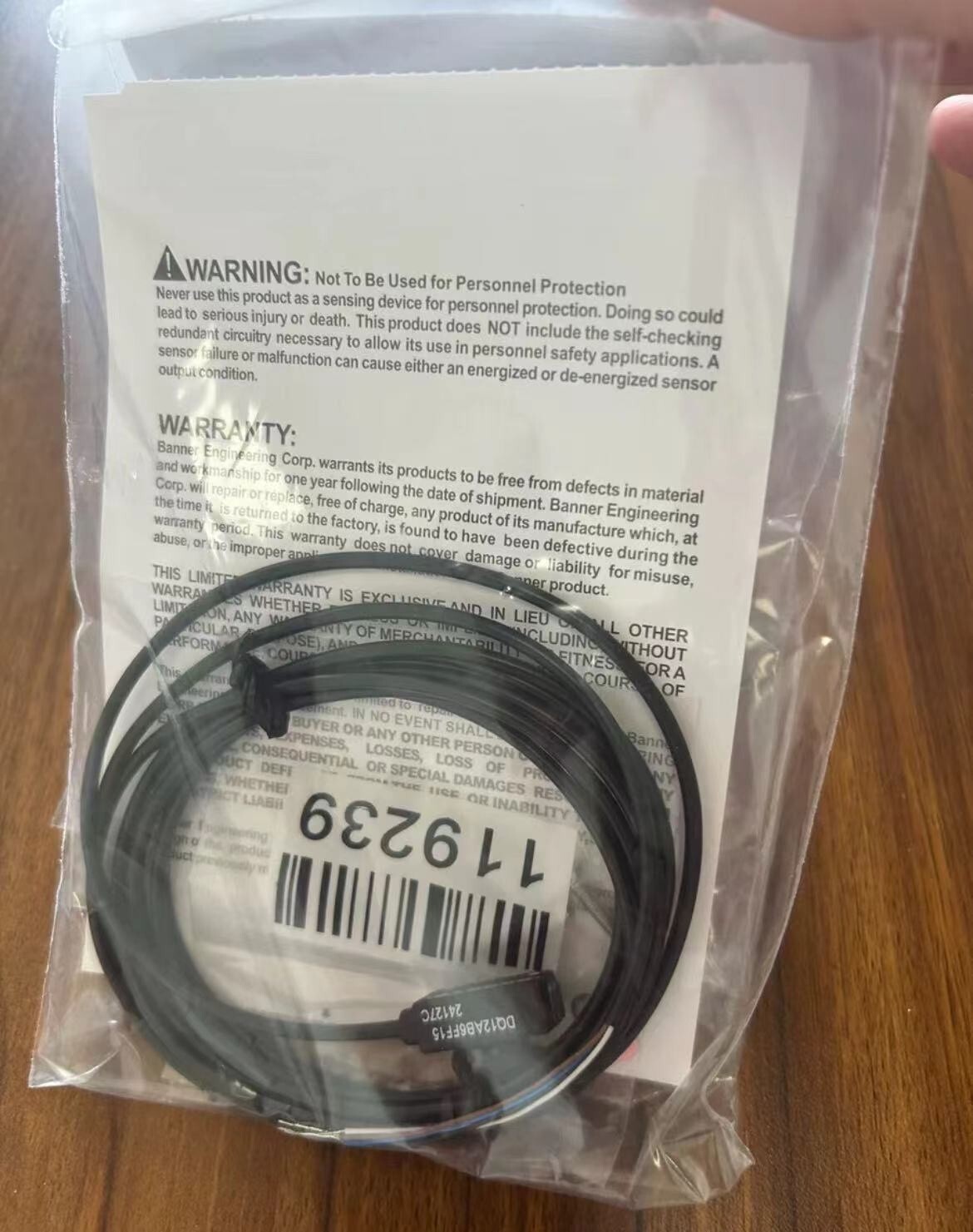 NEW BANNER DQ12AB6FF15 sensor Fast Shipping