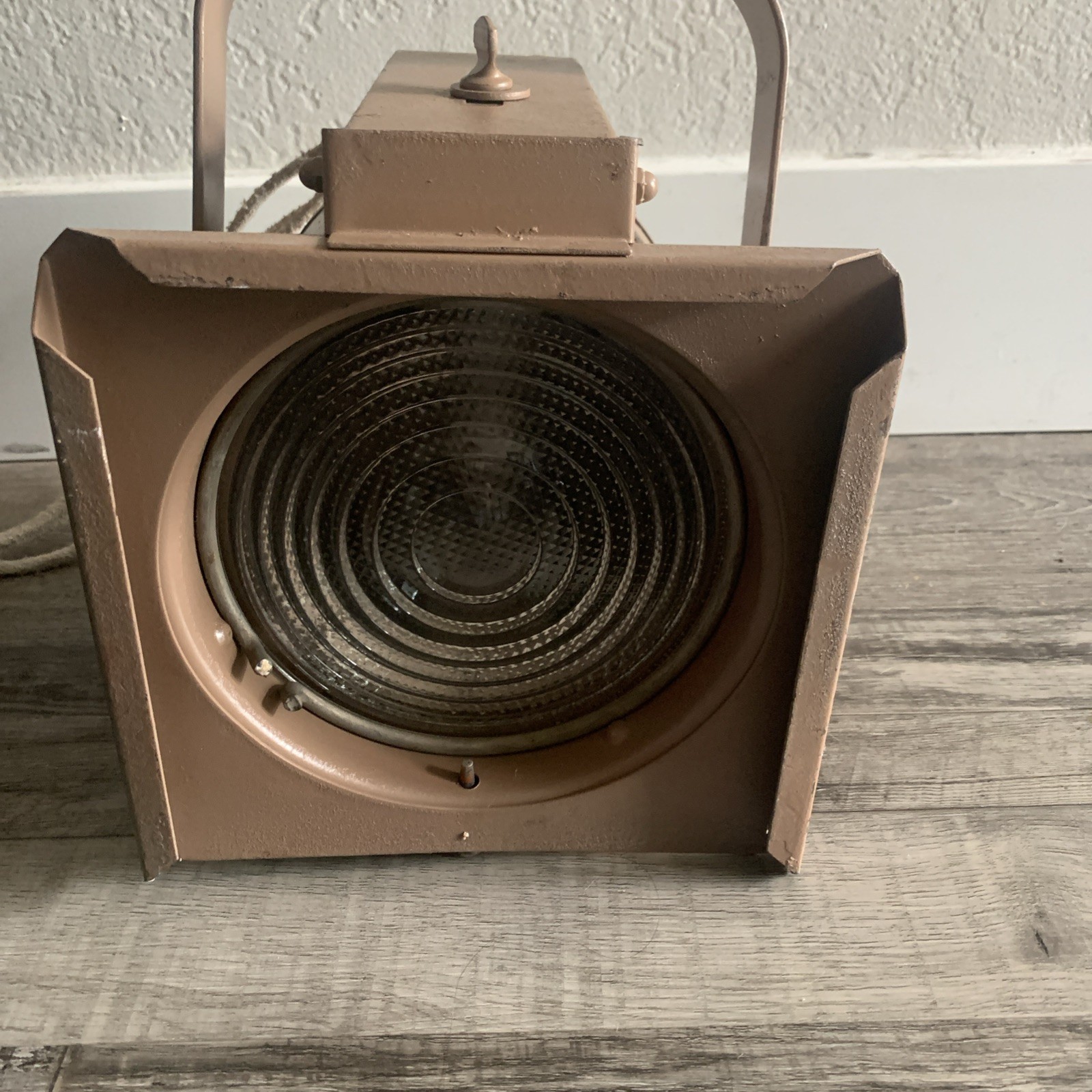 CENTURY- Mcm Steel & Glass Lens Theatre Stage Spotlight. Tested/Working