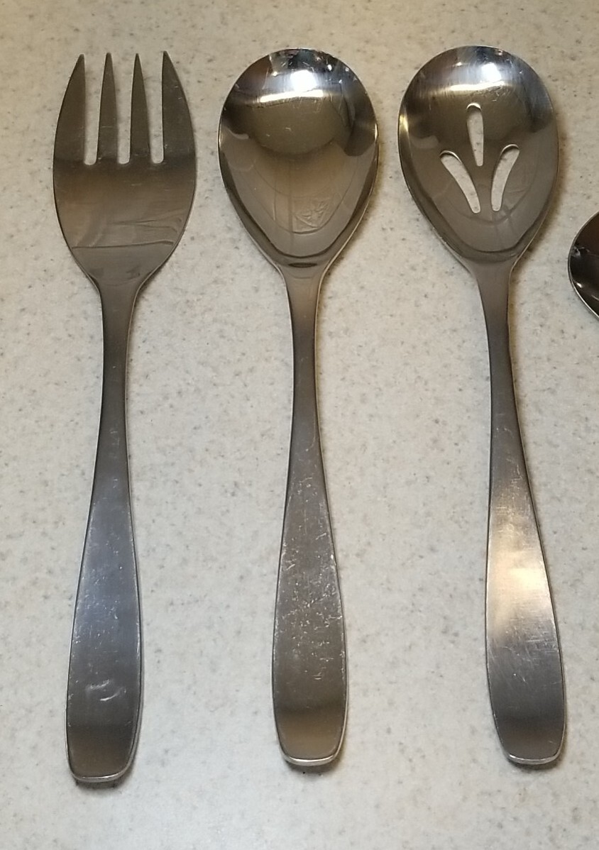 INTERNATIONAL STAINLESS FLATWARE JAPAN SOPHISTICATE 7 PC MISCELLANEOUS BATCH