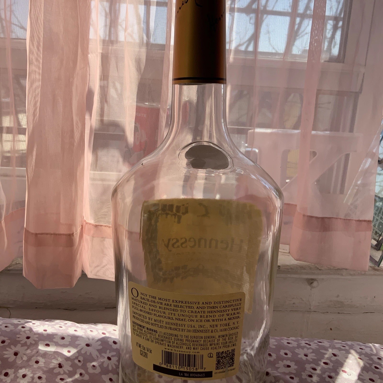 Hennessy VSOP 1.75 Liter Empty Bottle with Cork Stopper Excellent Condition