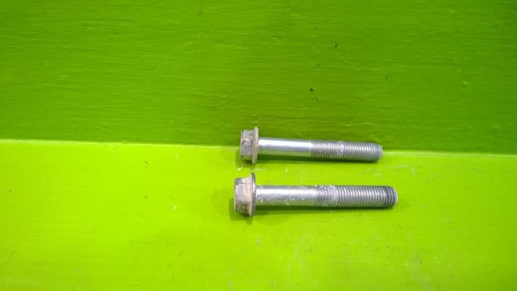 18 19 20 TOYOTA CAMRY XSE 2.5L AT STARTER BOLTS OEM 2436-100