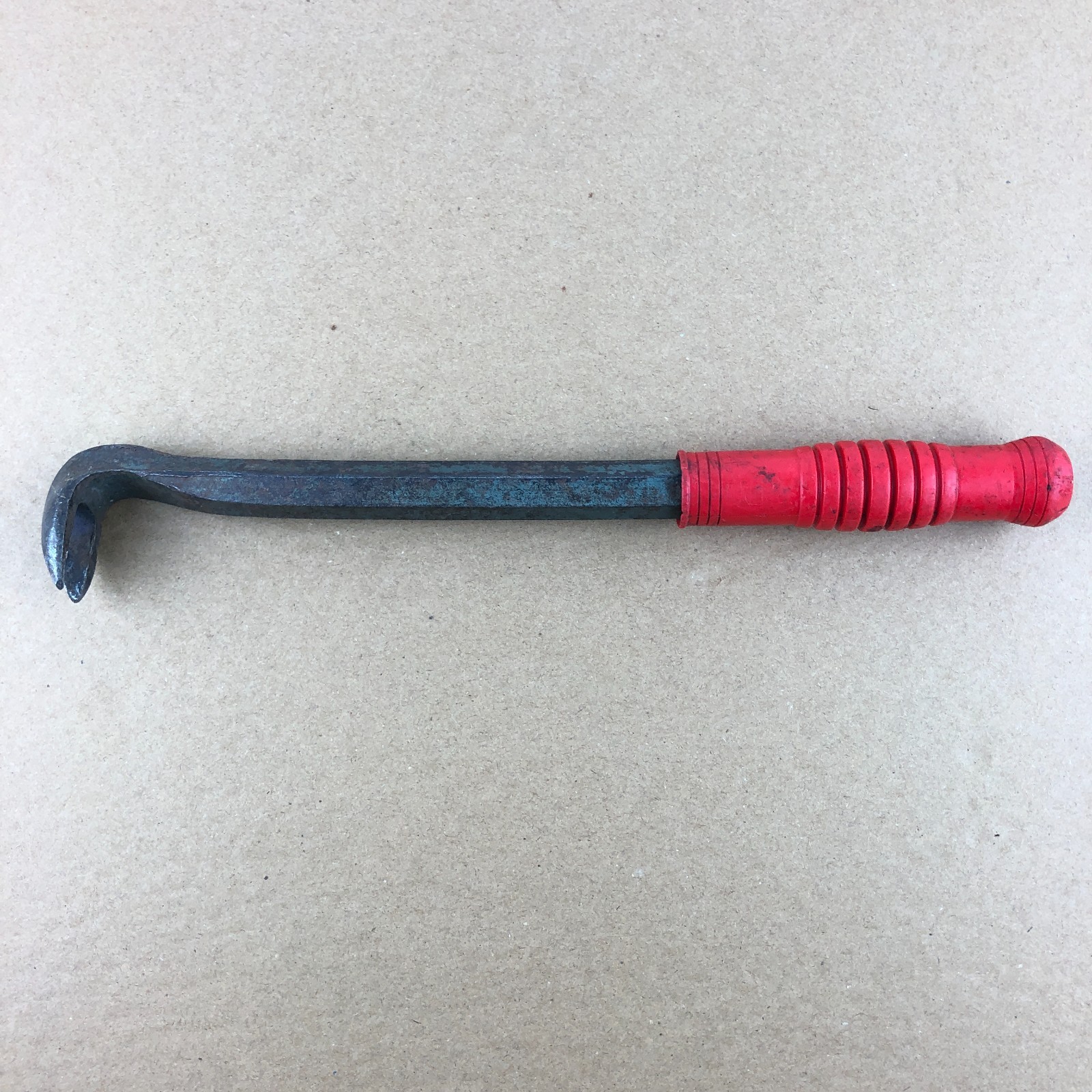 Vintage Craftsman 6595 Pry Bar Nail Puller Hand Construction Tool USA Red Grip